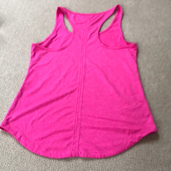 Layer 8 work out tank top - Picture 6 of 8